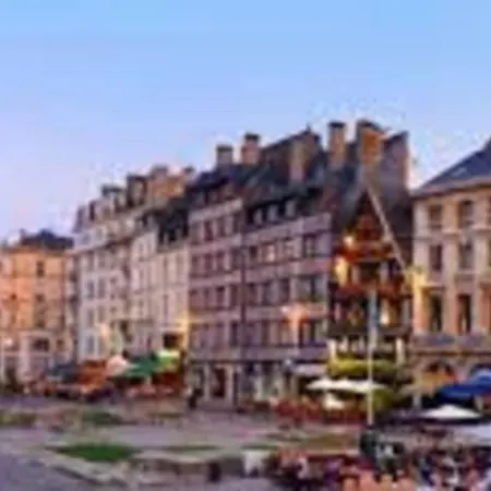 Sous Les Nuages アパート ルーアン